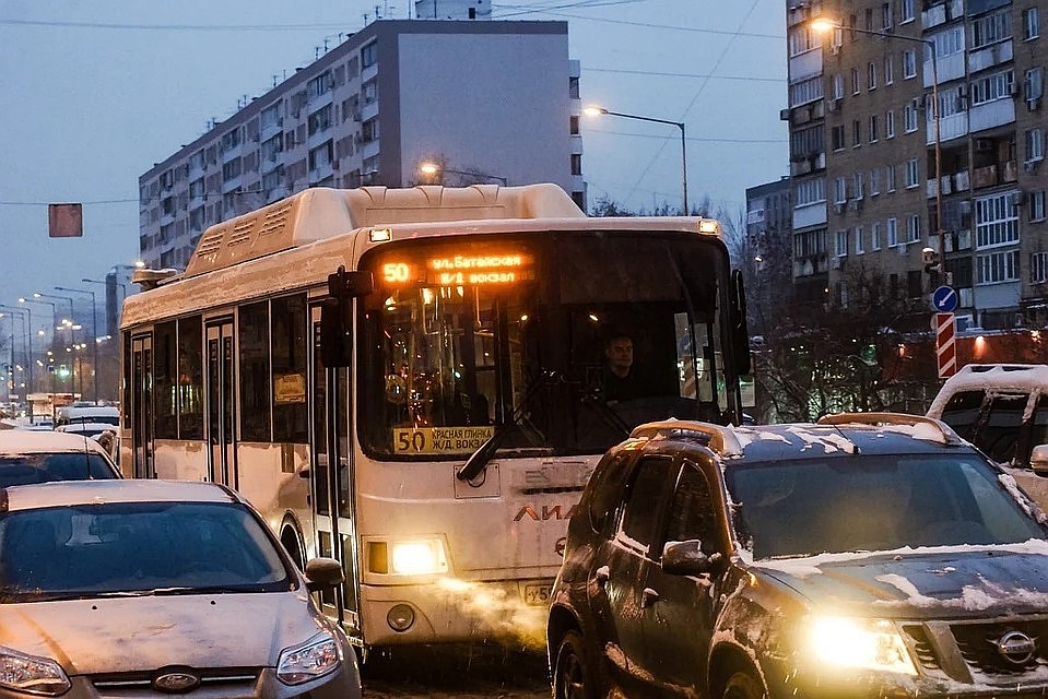 Треть всех автобусов №50, №51 и №1 заполнены на 4 и 5 баллов