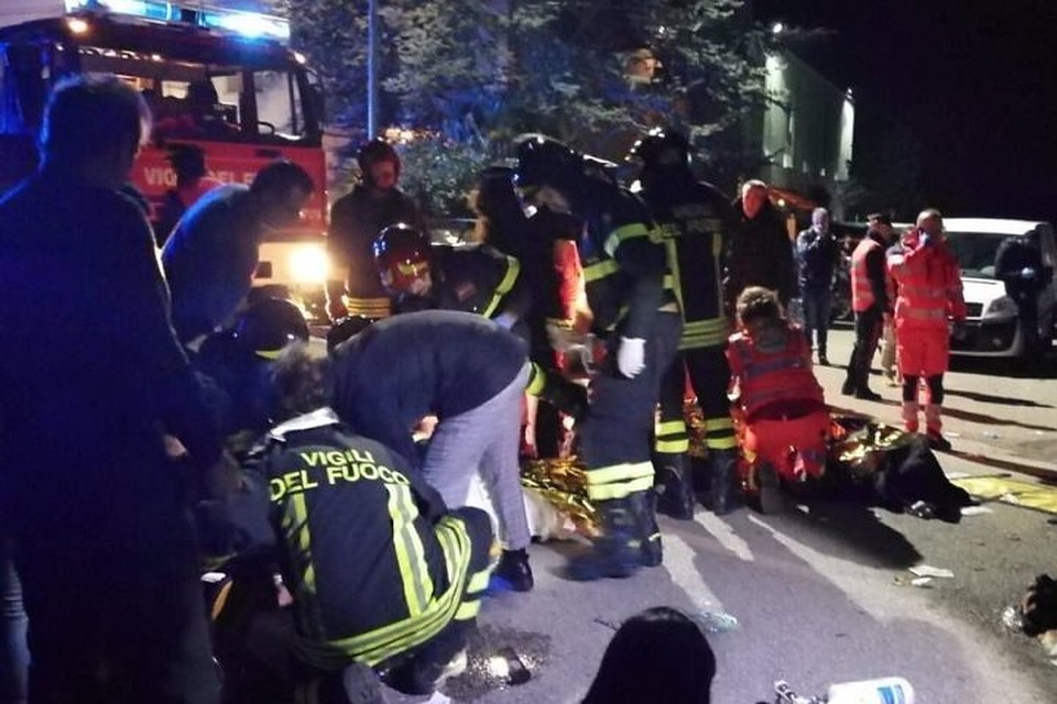 В давке в итальянском ночном клубе погибли шесть человек