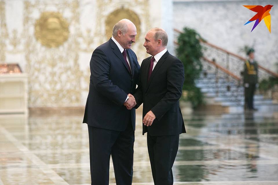 Лукашенко может встретиться с Путиным 25 декабря. Эту дату для встречи предложил российский президент