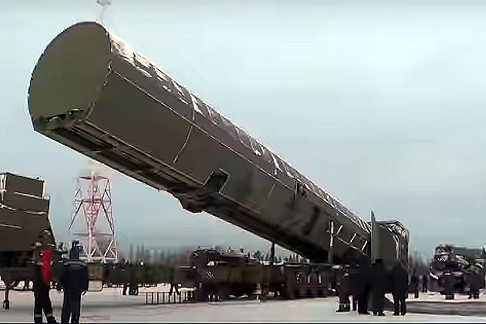 Ракетные комплексы "Сармат" с жидкостной тяжёлой ракетой начнут испытывать в Плисецке