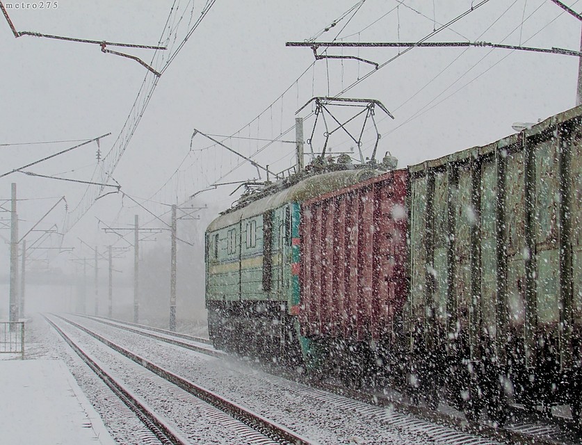 Взрыв моста мог парализовать движение на важных участках дороги. Фото: trainphoto.org.ua