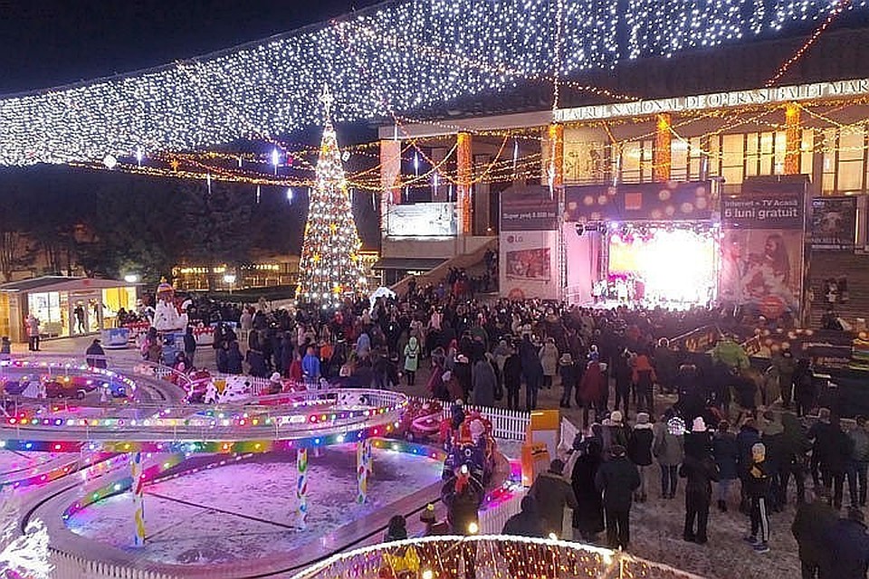 В Кишиневе и в выходные, и в Рождественский день - ярмарки, народные гуляния, концерты