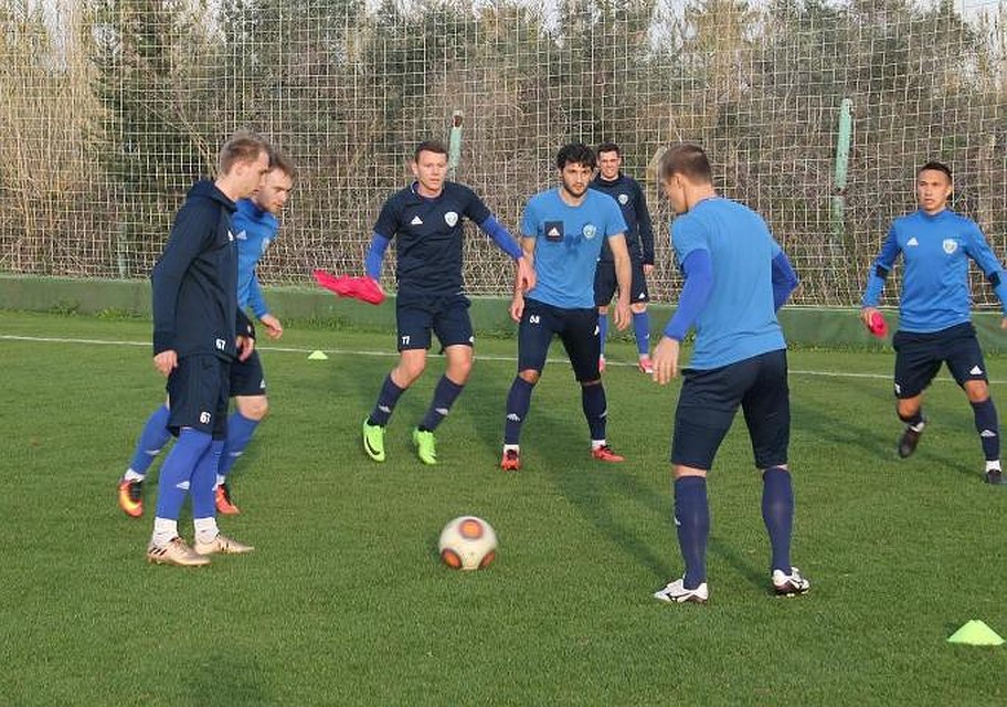 Пока футболисты находятся в отпуске