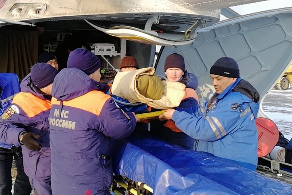 В Туве охотник в погоне за добычей повредил спину: спасатели прилетели за ним на вертолете. Фото: ГУ МЧС России по Республике Тыва