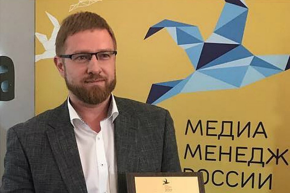 Телеведущий Александр Малькевич призвал доставить в принудительном порядке в Россию украинского "пранкера" Александра Вольнова и привлечь его к уголовной ответственности