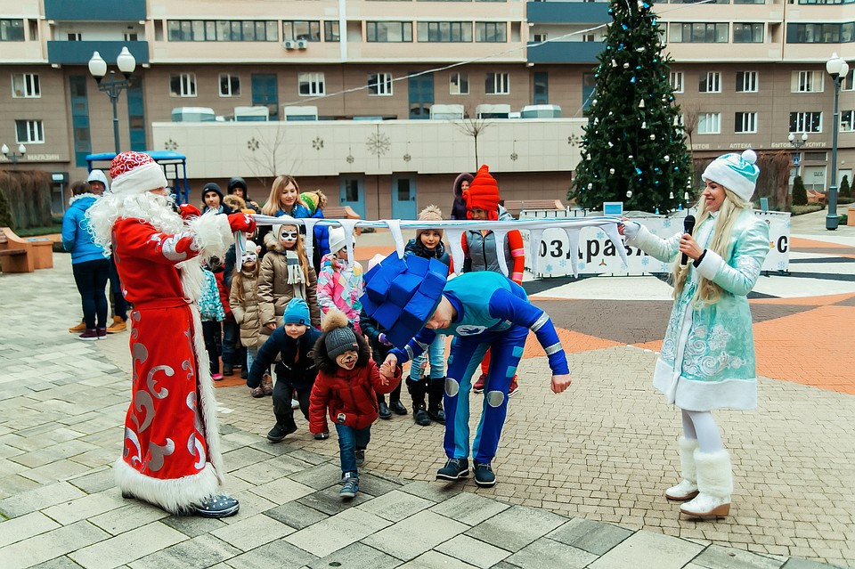 Дед Мороз и Снегурочка были спасены