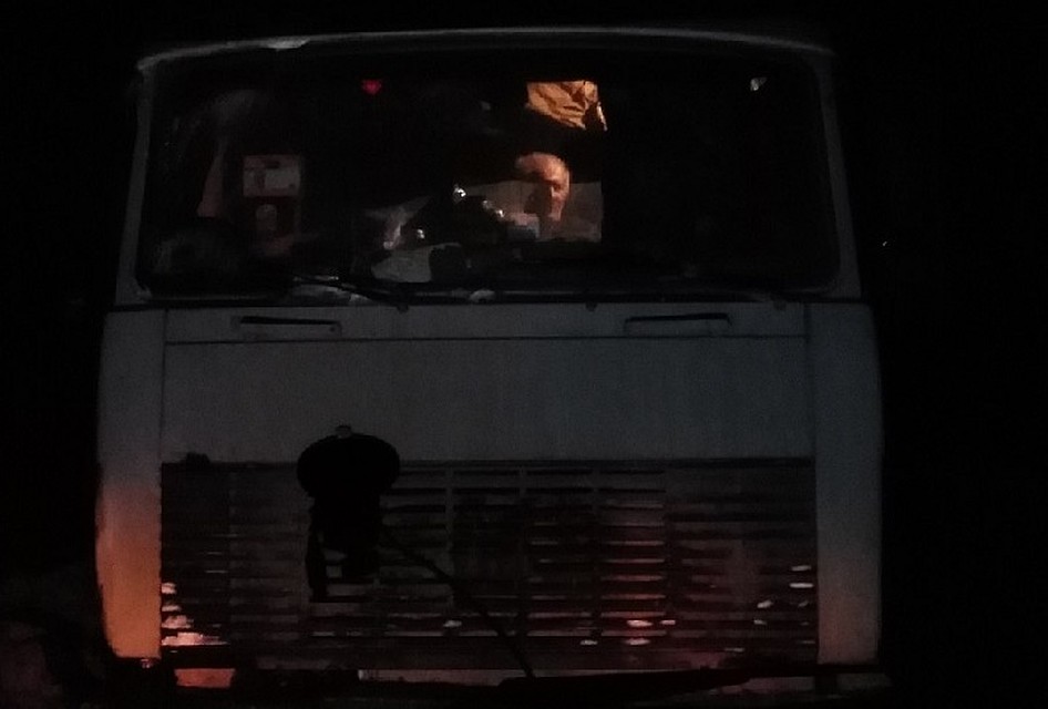 Мужчина провел в машине восемь ночей. Фото: предоставлено очевидцами