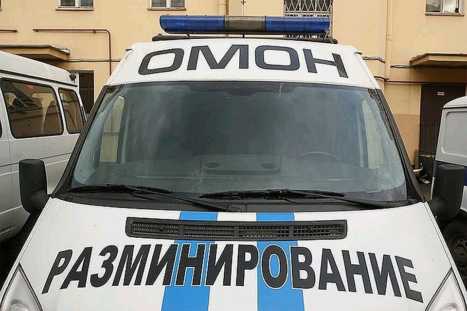 В Пскове 30 января 2019 года в результате серии сообщений о минировании школ были эвакуированы около 19 тысяч человек.