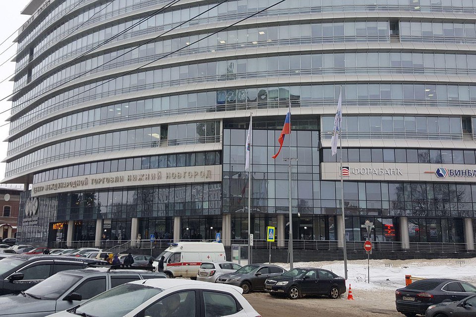 Сначала поступило сообщение об эвакуации Центра международного торговли.