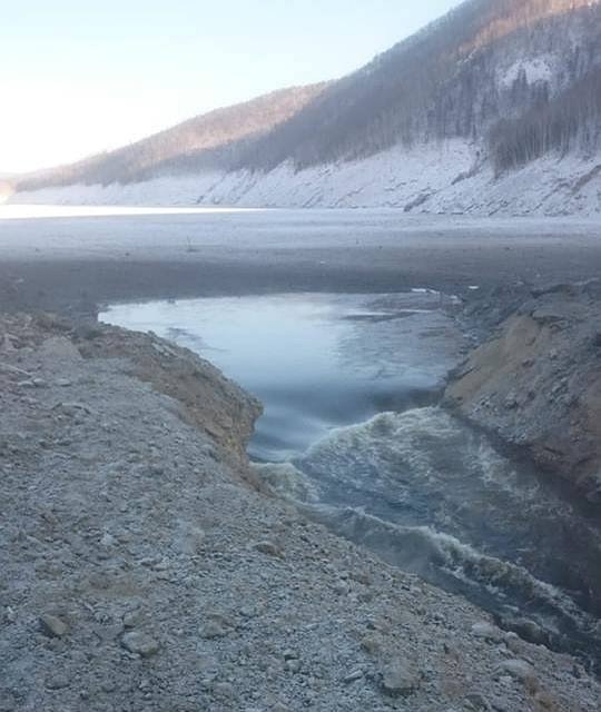 В протоку пошла вода. Фото: facebook.com/amurspas28
