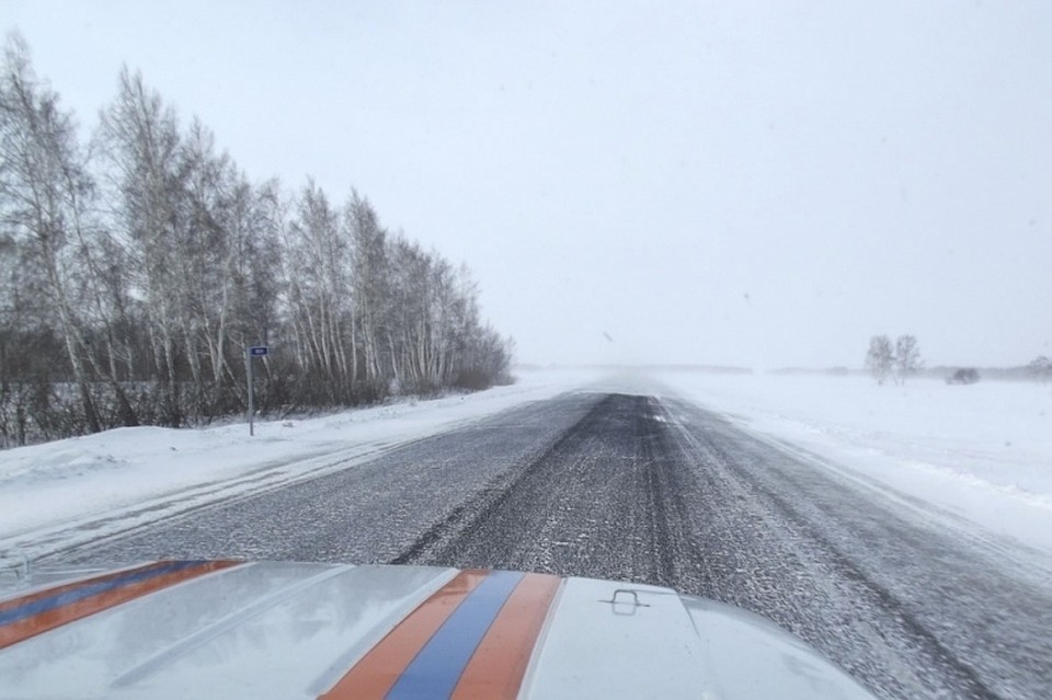 Дорогу из Омска в Казахстан временно открыли