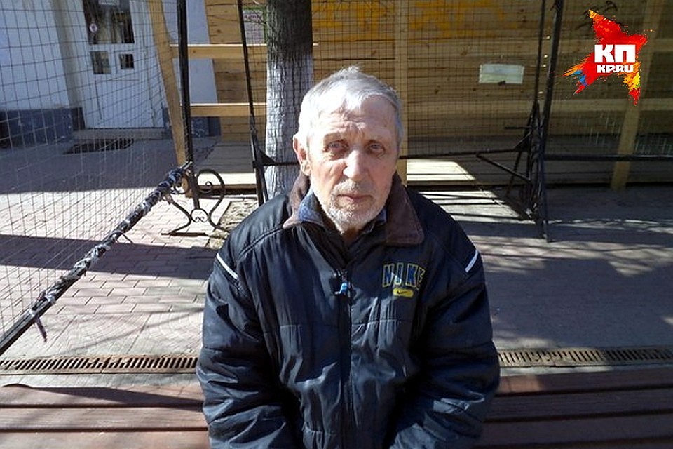 Евгений Карасёв - бывший вор-карманник стал известным поэтом Фото: Виктория ЕФРЕМОВА