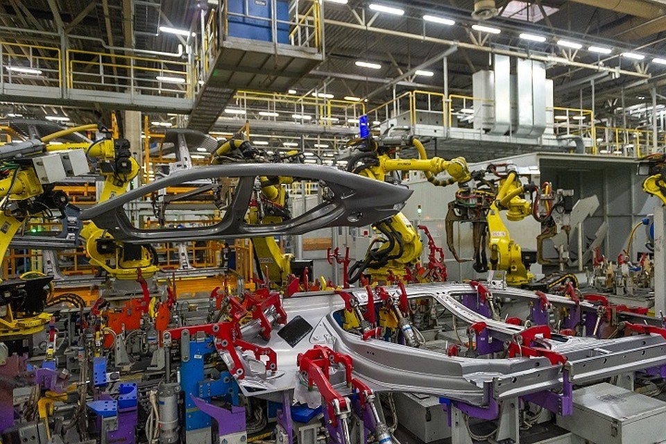 Смольный намерен бороться за инвестиции в автопром.
