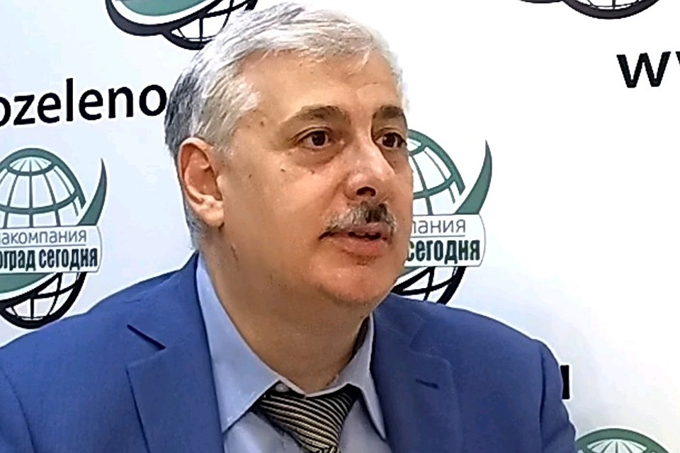Заслуженный учитель России Александр Снегуров. Фото Медиакомпания Зеленоград сегодня @ Youtube
