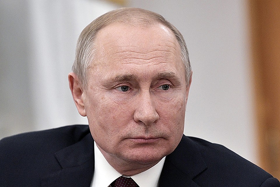Путин поручил Кириенко обсудить с профессионалами музыку