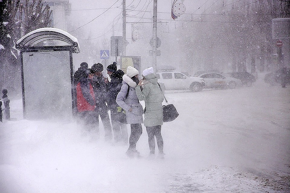 Самарцам советуют переждать непогоду дома