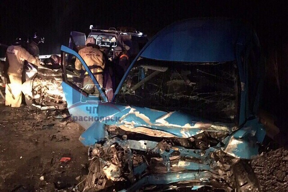 В страшном ДТП под Красноярском погибла учительница по литературе. Фото: "ЧП-Красноярск"