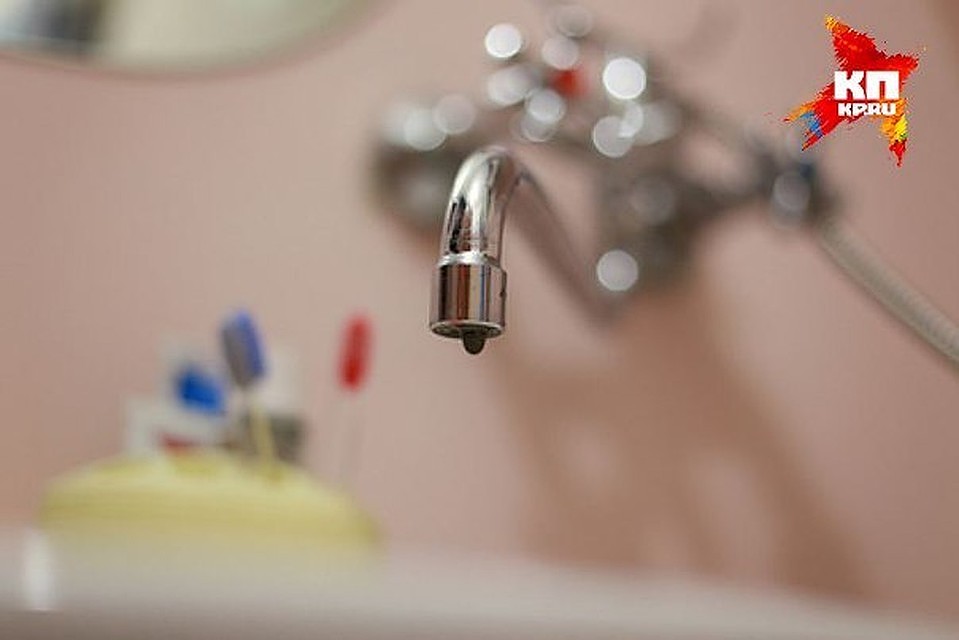 Жителям дома на Аэродромной отключили холодную воду 3 марта и до сих пор ее не вернули