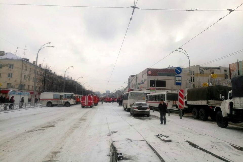 Семь фигурантов дела о пожаре в "Зимней вишне" предстанут перед судом. Решается вопрос о продлении срока содержания под стражей.