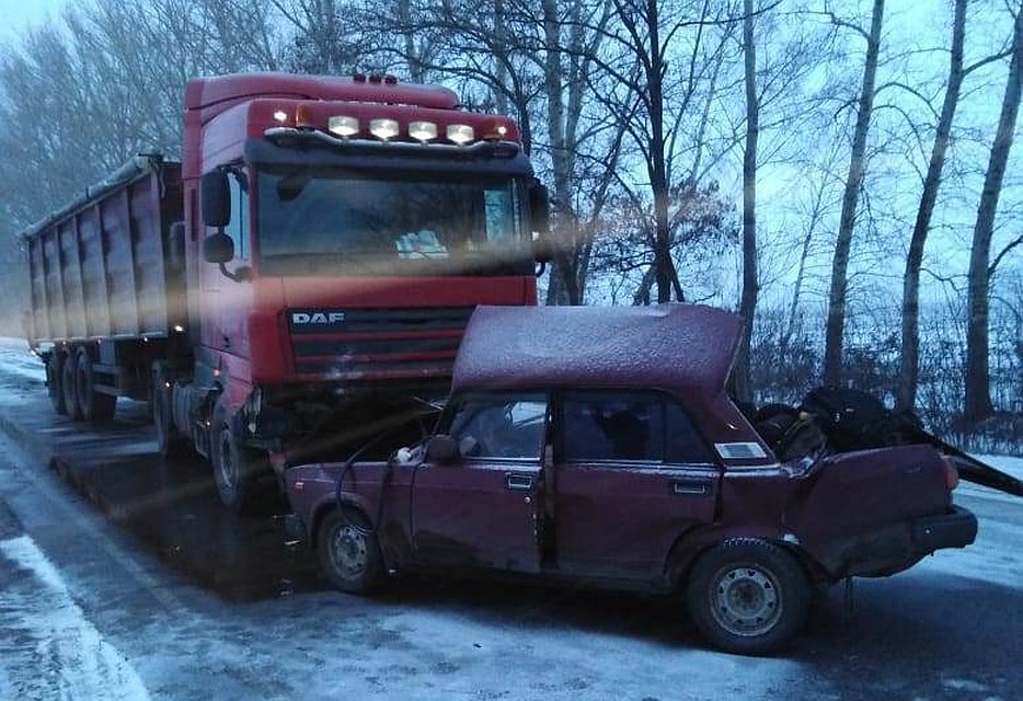 фото с места аварии/ отдел пропаганды УГИБДД по Воронежской области.