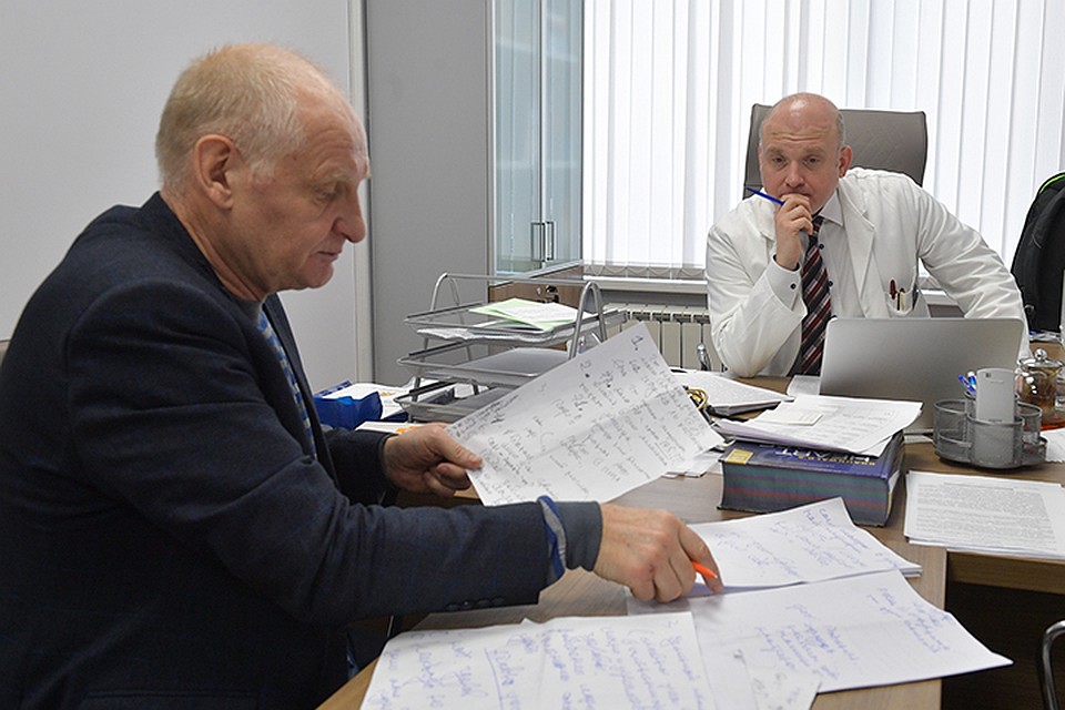 "Мы на верном пути!"- сказал профессор Копылов нашему журналисту после сброса 10 лишних кг. И отменил таблетки от давления