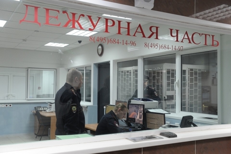 В настоящее время полиция проводит проверку по факту исчезновения пяти эскизов