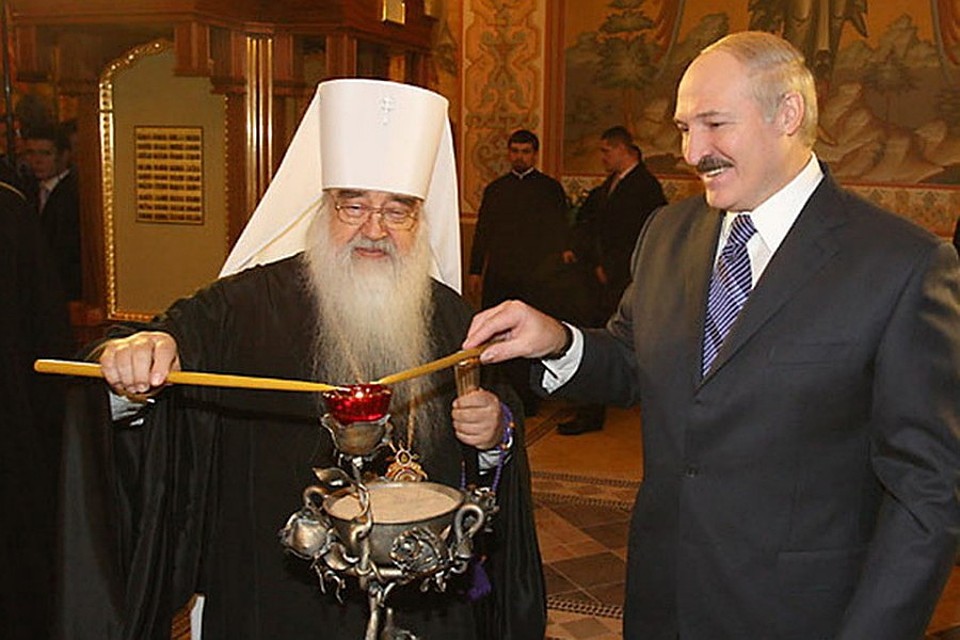 Лукашенко поздравил митрополита Филарета с днем рождения. Фото: пресс-служба президента