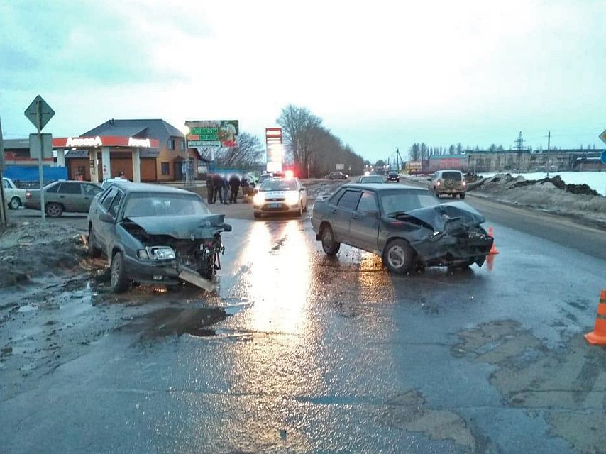 В ДТП травмы получили три человека