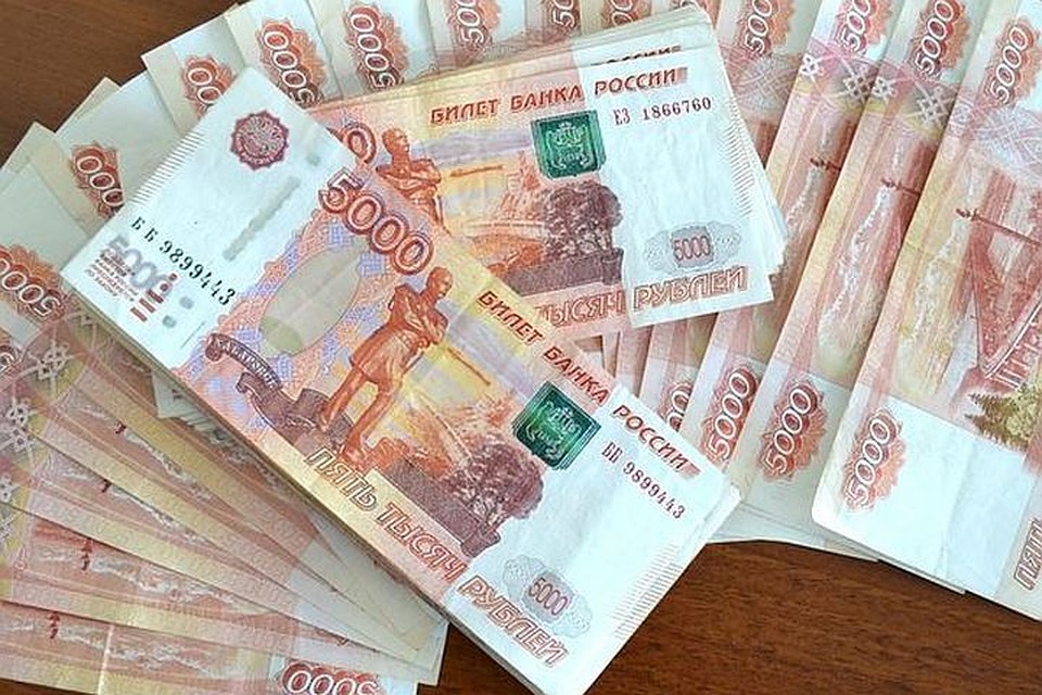Рабочему задолжали 600 тыс рублей