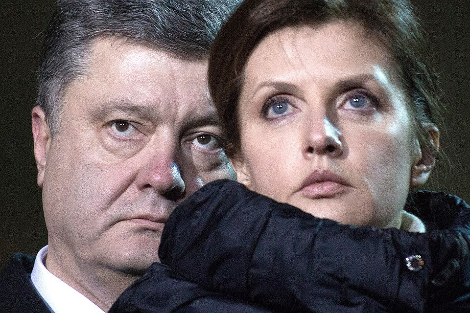 Петр Порошенко с супругой Мариной на Площади Независимости в Киеве, февраль 2015 года. Михаил Маркив/пресс-служба президента Украины/ТАСС