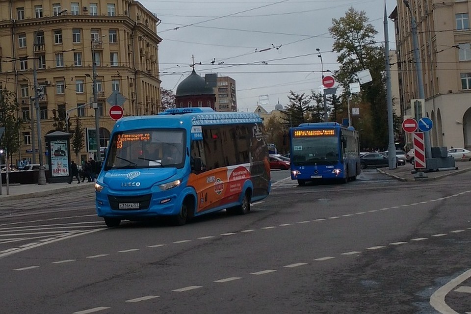 Вместо 71 большого автобуса до июля пассажиров будут перевозить 112 маршруток.
