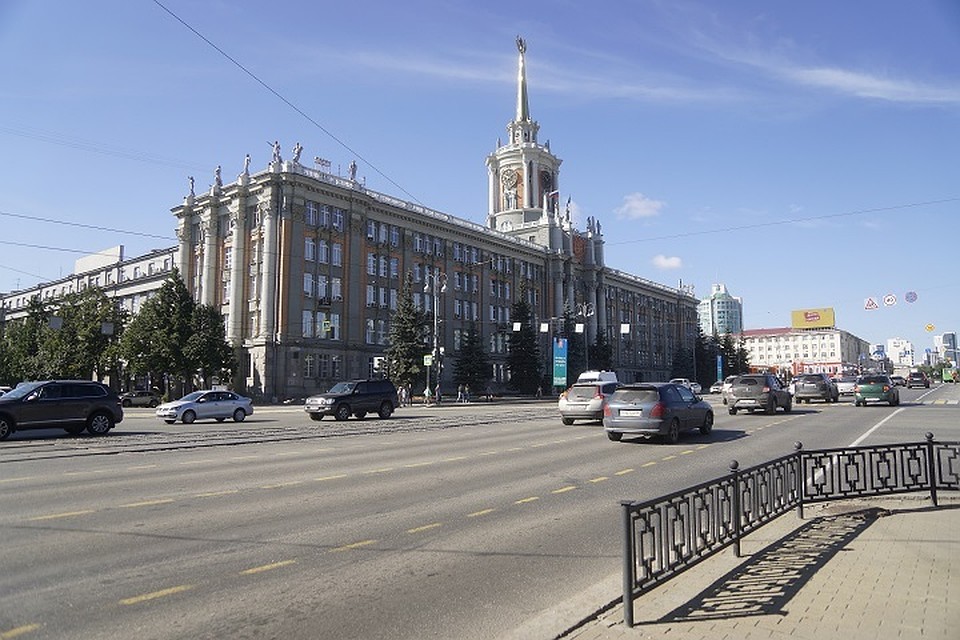 Мэрия поделится полномочиями с районами