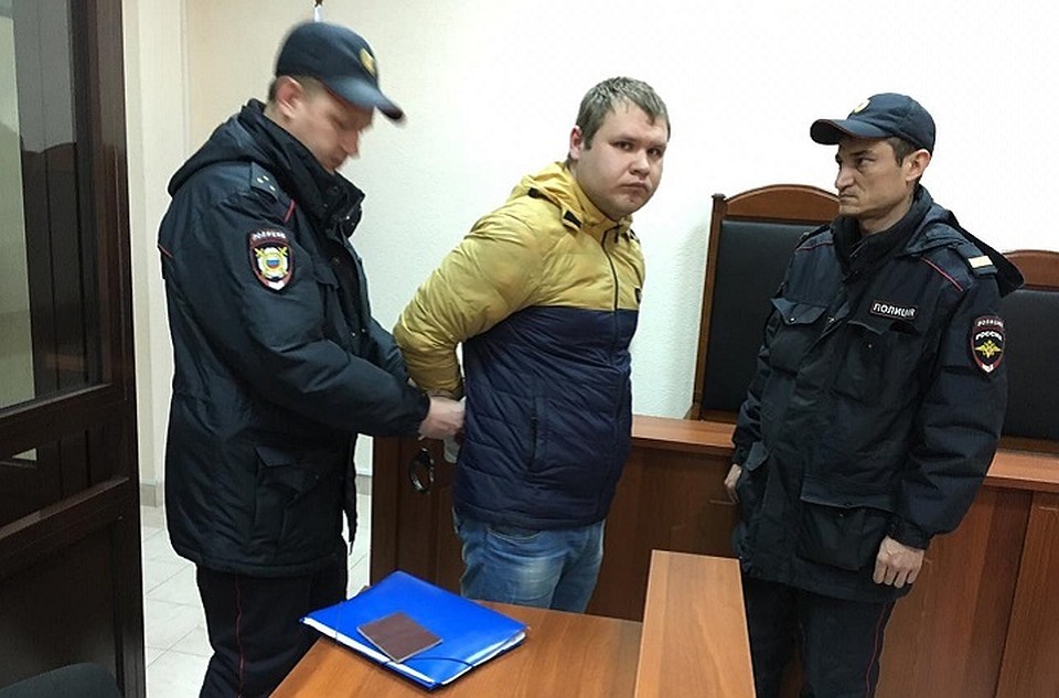 Подсудимого взяли под стражу сразу после вынесения приговора. Фото: пресс-служба Крымский гарнизонный военный суд