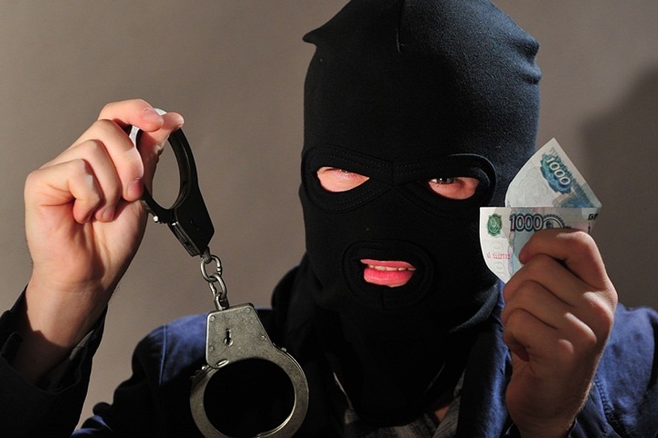 В Мурманске "засилили" приговор вокзальному грабителю, который обчистил салон сотовой связи и жестоко избил менеджера.
