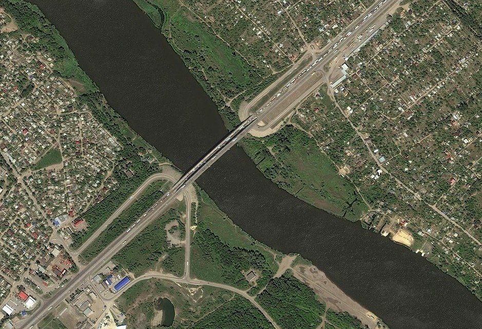 Мост через реку Северский Донец.
