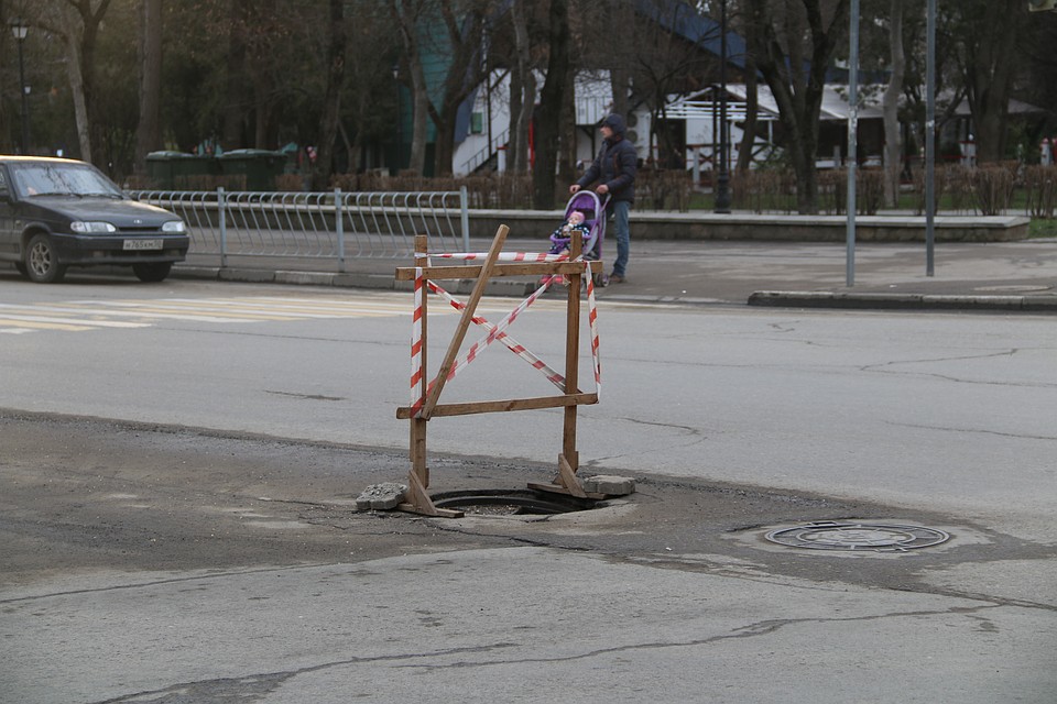 Дороги в Симферополе оставляют желать лучшего