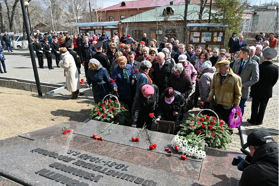 Память узников лагерей смерти почтили в Хабаровске