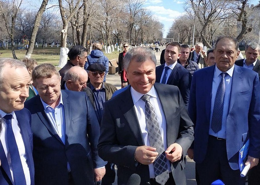 Вячеслав Володин в Энгельсе в районе Летка