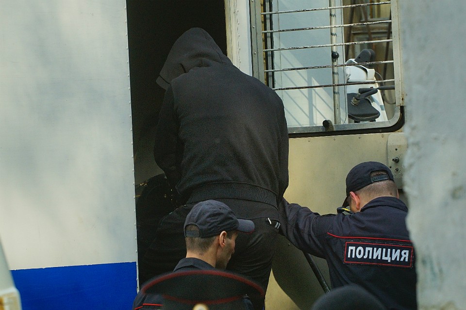Силовики поместили молодого человека под арест