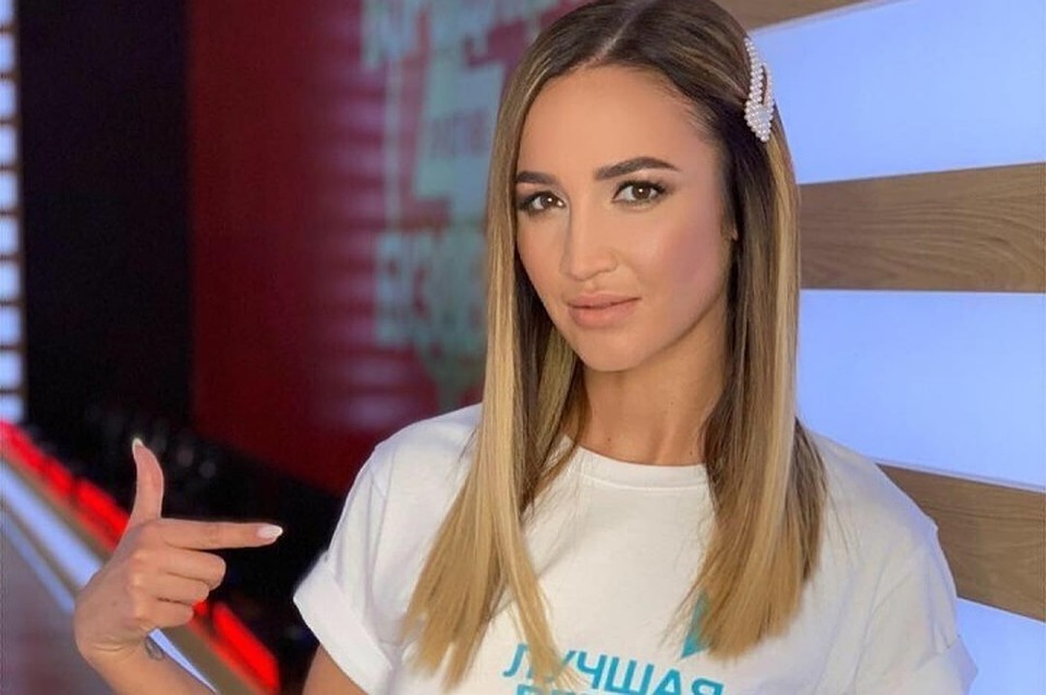 Оля Бузова уже прямо намекает Басте, что надо бы давно подписаться. Фото: buzova86