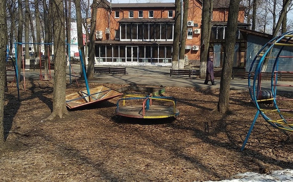 Площадка не в самом лучшем состоянии