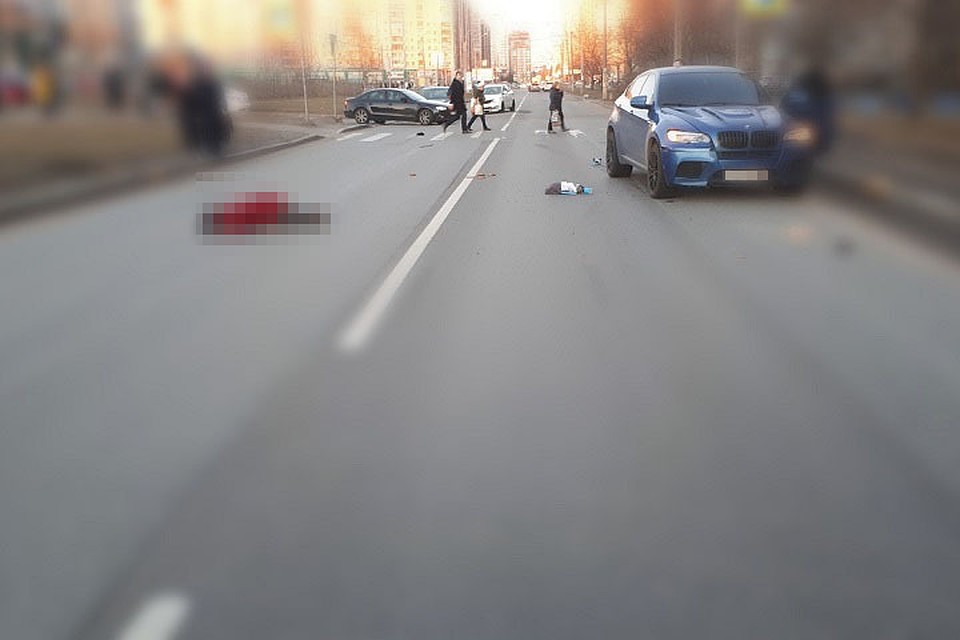 После смертельного ДТП на Камышовой улице заведено уголовное дело. Фото: vk.com/spb_today