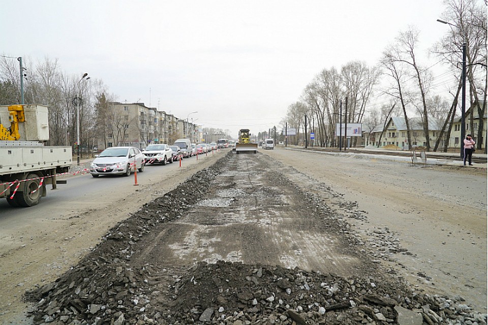 Особенным дорожным полотном «укроют» улицу Краснореченскую в Хабаровске