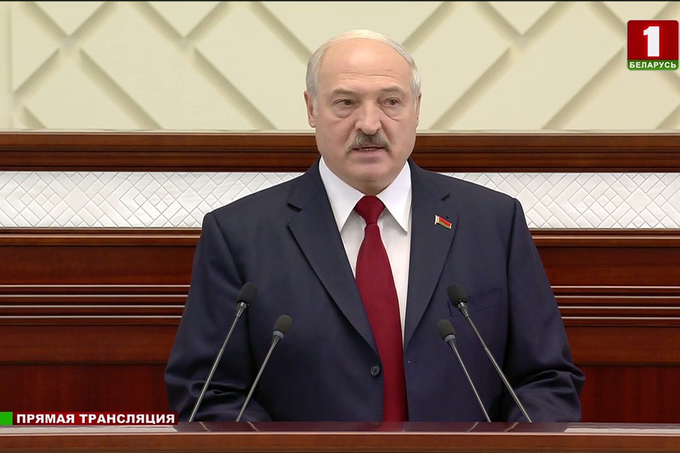Александр Лукашенко обратился с Посланием к белорусскому народу. Фото: кадр видео / Беларусь 1