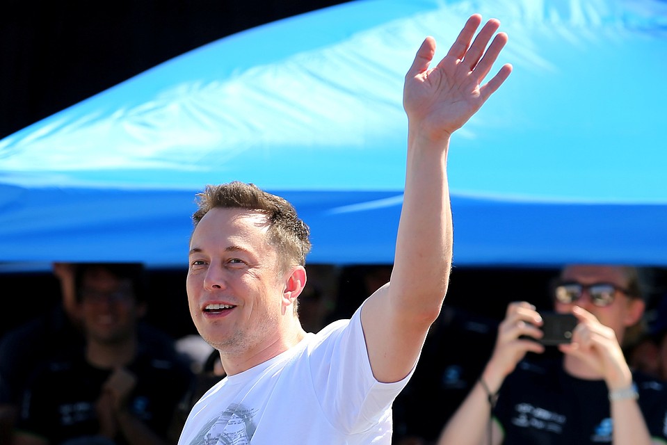 Генеральный директор компании SpaceX Илон Маск