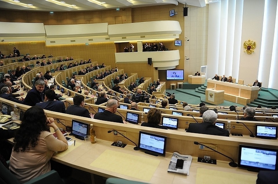 Совфед одобрил закон о повышении пенсий ветеранам войны