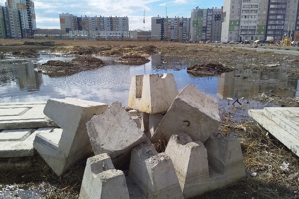 Вот тут играют дети. Фото: Гульнара Зубачева.