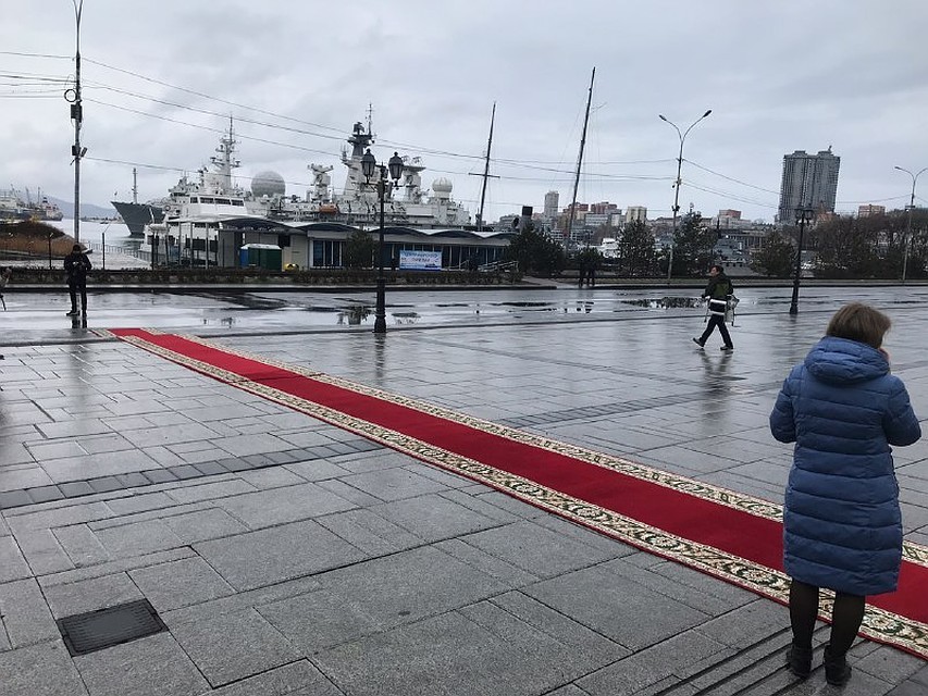 Журналисты не дождались Ким Чен Ына у вечного огня. Фото: ИА PrimaMedia