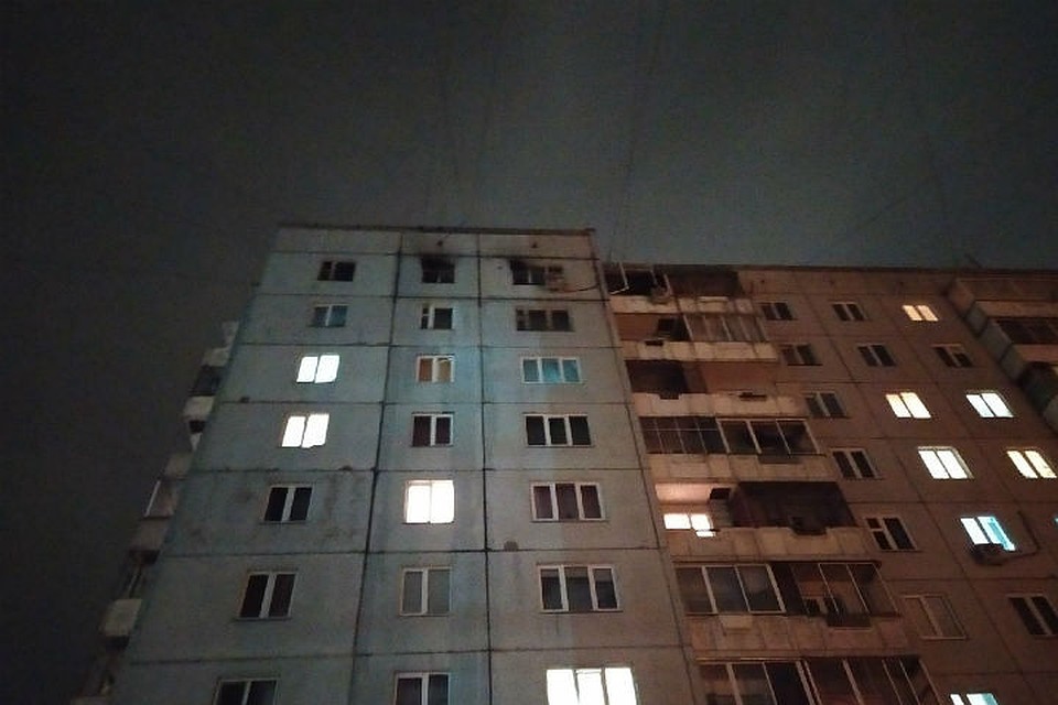 Загорелись вещи в квартире на десятом этаже Фото: Василина САЕНКО