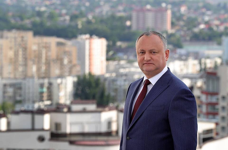 Деятельность президента положительно оценивает более половины населения – 52,8%